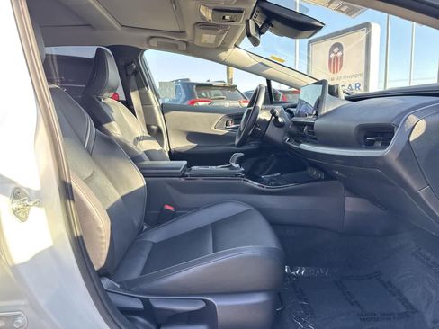 Used 2024 Toyota Prius XLE image 21
