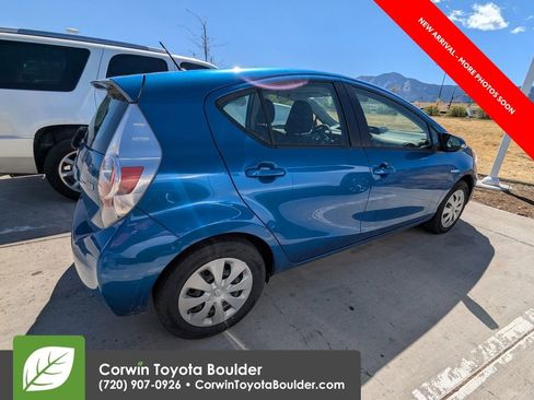 Used 2014 Toyota Prius C Two image 8