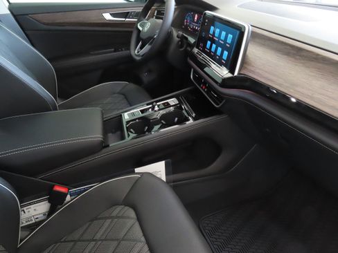 New 2026 Volkswagen Atlas SEL Premium R-Line AWD/4WD image 27