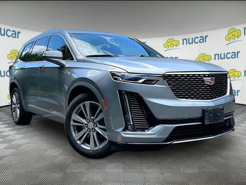 Used 2024 Cadillac XT6 Premium Luxury AWD/4WD image 1