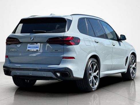 Used 2024 BMW X5 xDrive40i w/ M Sport Package AWD/4WD image 5