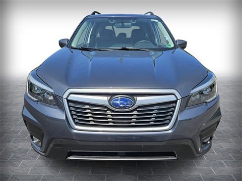 Used 2021 Subaru Forester Premium image 2