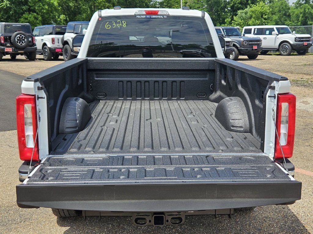 New 2026 Ford F250 XL w/ FX4 Off-Road Package AWD/4WD image 10