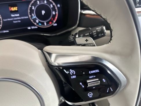 New 2026 Jaguar F-PACE R-Dynamic S image 24