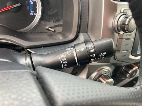 Used 2019 Toyota 4Runner SR5 Premium image 26