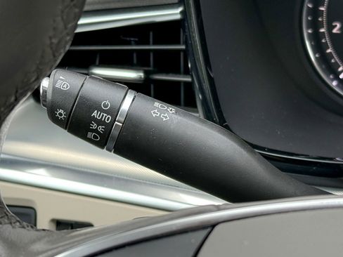 Certified 2022 Cadillac XT5 Premium Luxury image 26