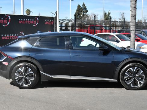 Used 2024 Kia EV6 Light image 9