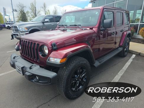 Certified 2022 Jeep Wrangler Unlimited Sahara AWD/4WD image 1