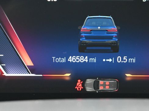 Used 2023 BMW X7 M60i w/ Executive Package image 23