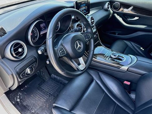 Used 2017 Mercedes-Benz GLC 300 image 24