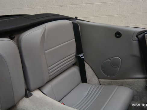 Used 2002 Porsche 911 Cabriolet image 27