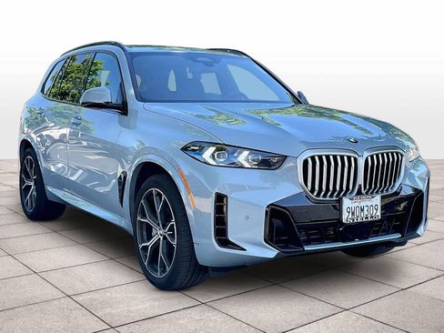 Used 2026 BMW X5 xDrive40i w/ M Sport Package AWD/4WD image 2