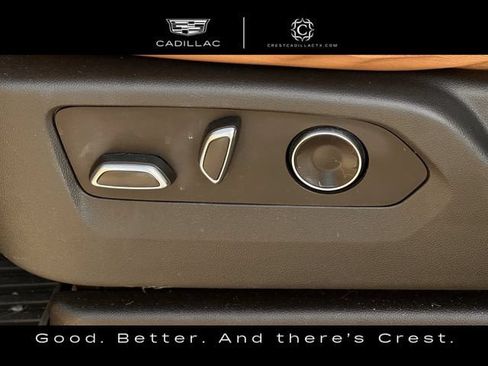 Used 2021 Cadillac Escalade Premium Luxury RWD image 28