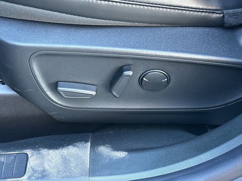 New 2025 Ford Escape SE image 26