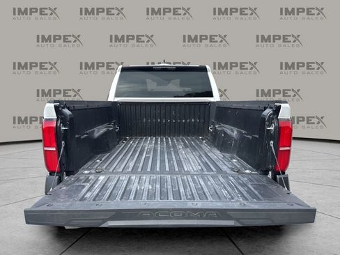 Used 2024 Toyota Tacoma SR image 23
