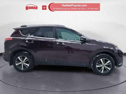 Used 2018 Toyota RAV4 XLE image 6