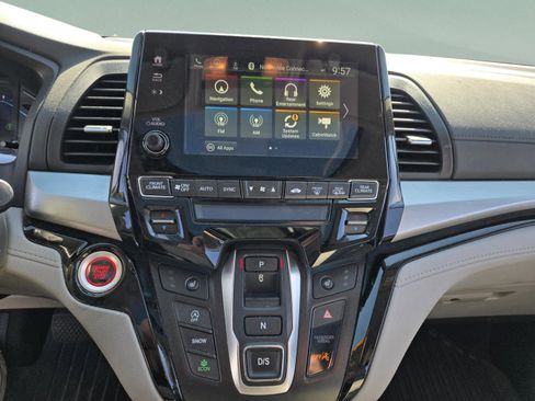 Used 2022 Honda Odyssey Touring image 12