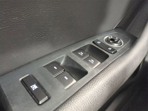 Used 2018 Hyundai Sonata Limited image 29