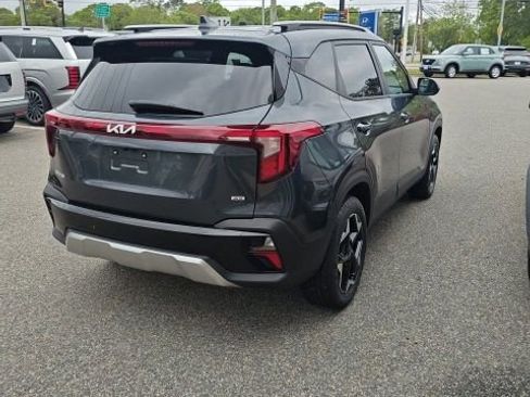 Used 2026 Kia Seltos S AWD/4WD image 11