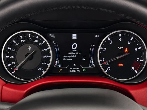 Used 2021 Maserati Ghibli Trofeo RWD image 30
