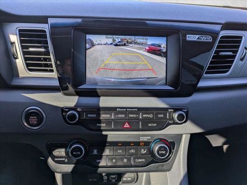 Used 2019 Kia Niro LX image 15