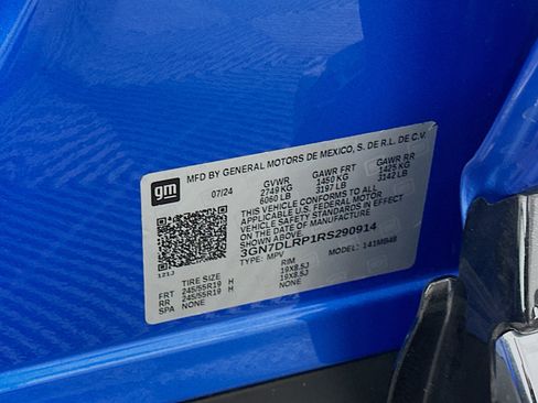 Used 2024 Chevrolet Equinox EV LT FWD image 12