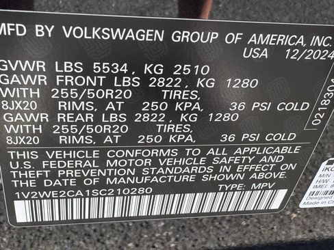 Used 2025 Volkswagen Atlas Cross Sport SE FWD image 41