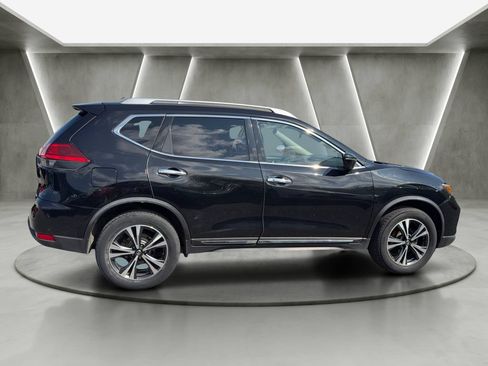 Used 2017 Nissan Rogue SL w/ SL Premium Package AWD/4WD image 5