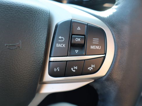 Used 2022 Ford Explorer XLT w/ Equipment Group 202A image 20