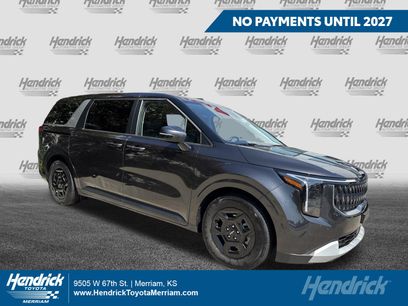 Used 2025 Kia Carnival