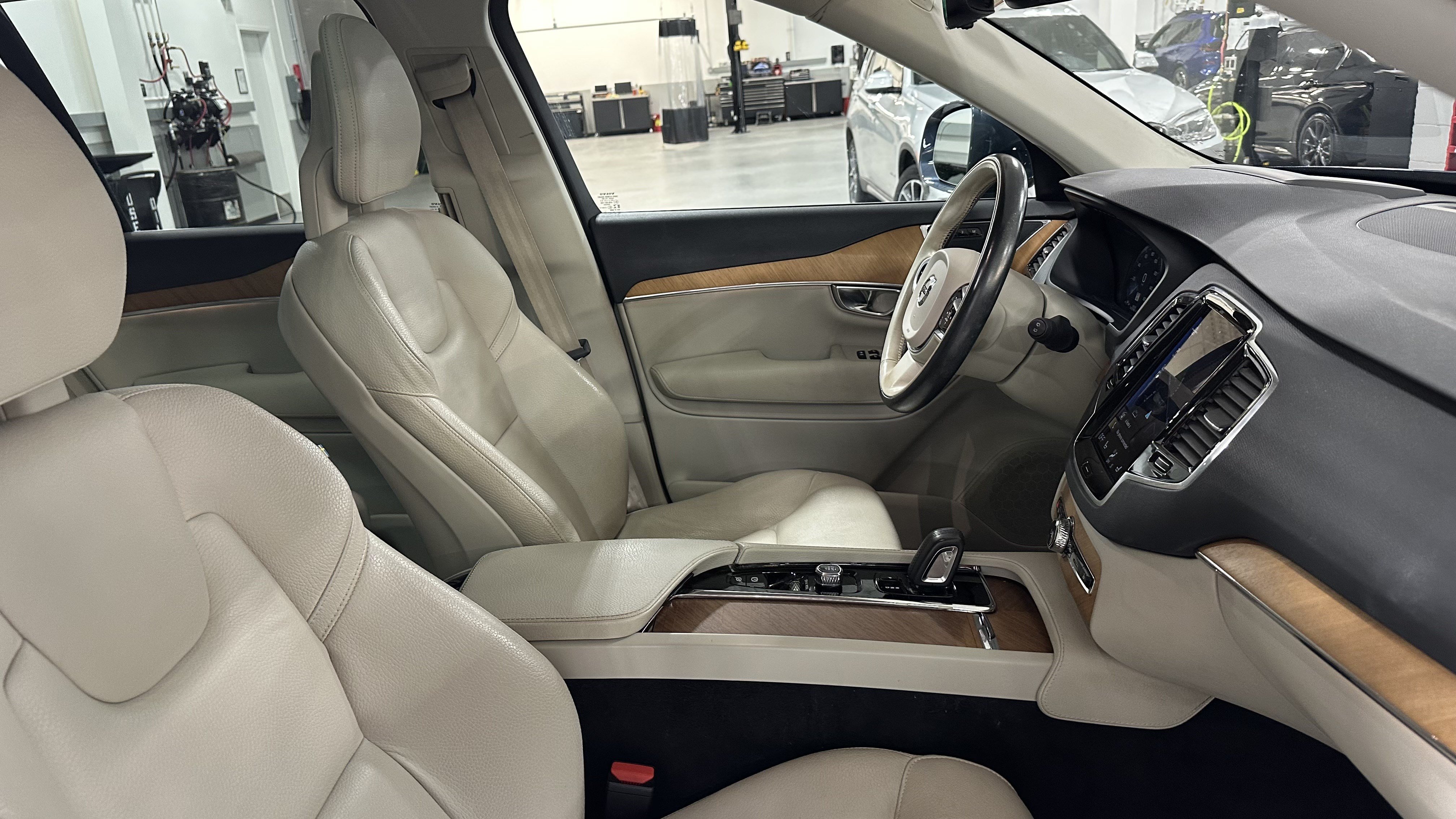 Used 2021 Volvo XC90 T8 Inscription Expression AWD/4WD image 33