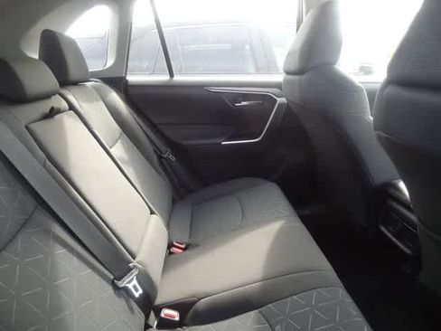 Certified 2025 Toyota RAV4 XLE AWD/4WD image 13