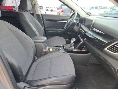 Used 2024 Kia Seltos S AWD/4WD image 23