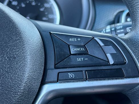Used 2020 Nissan Kicks S FWD image 34
