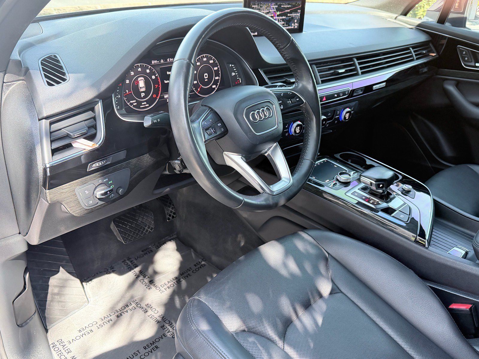 Used 2017 Audi Q7 3.0T Premium Plus w/ Premium Plus Package AWD/4WD image 12