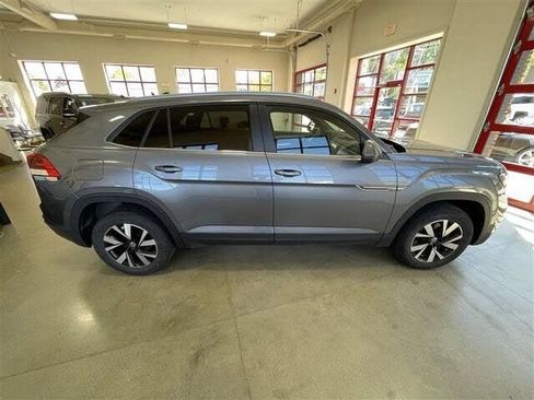 Used 2021 Volkswagen Atlas Cross Sport SE AWD/4WD image 8
