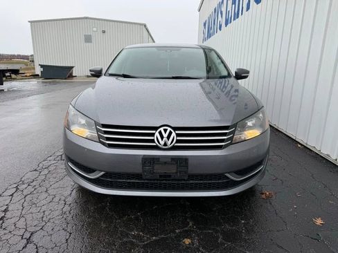 Used 2014 Volkswagen Passat 1.8T SE image 3
