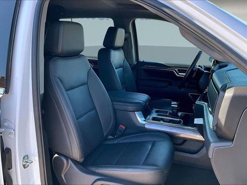 Used 2024 Chevrolet Silverado 1500 LTZ image 29