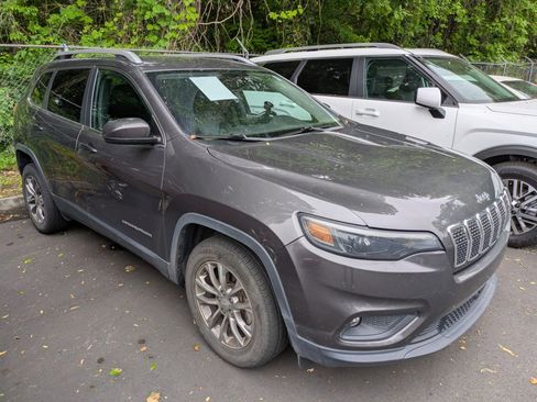 Used 2020 Jeep Cherokee Latitude Lux w/ Comfort/Convenience Group FWD image 5