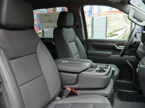 New 2026 Chevrolet Silverado 3500 LT AWD/4WD image 14