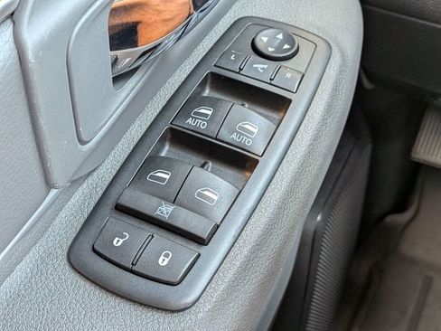 Used 2016 RAM 1500 Big Horn AWD/4WD image 25