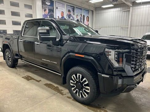 Used 2024 GMC Sierra 3500 Denali Ultimate image 3