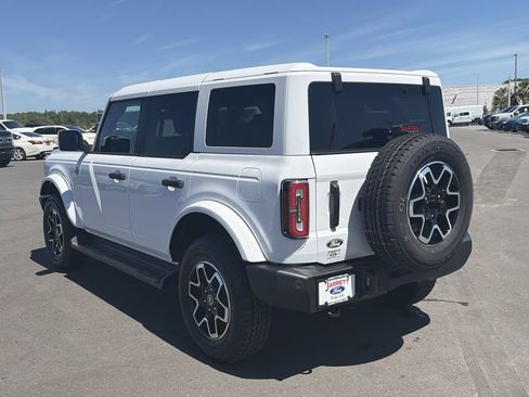 New 2026 Ford Bronco Outer Banks AWD/4WD image 6