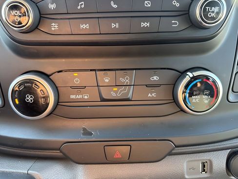 Used 2024 Ford Transit 250 Low Roof w/ Exterior Upgrade Package image 15