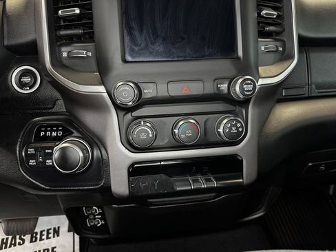 Used 2019 RAM 1500 Big Horn AWD/4WD image 19