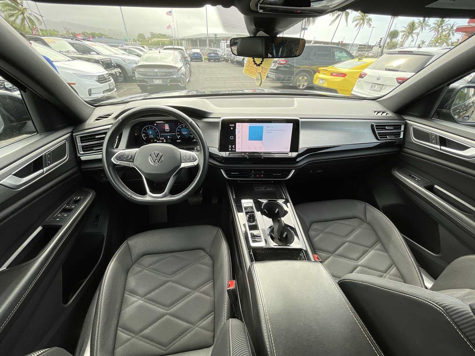 Used 2024 Volkswagen Atlas Cross Sport SE FWD image 16