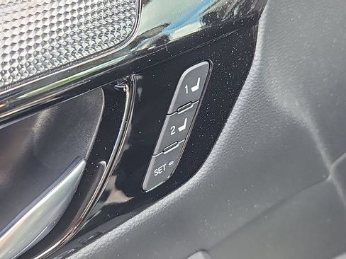 Used 2026 Honda CR-V EX-L image 18
