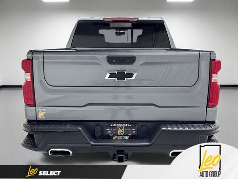 Used 2021 Chevrolet Silverado 1500 LT Trail Boss w/ Convenience Package II AWD/4WD image 9