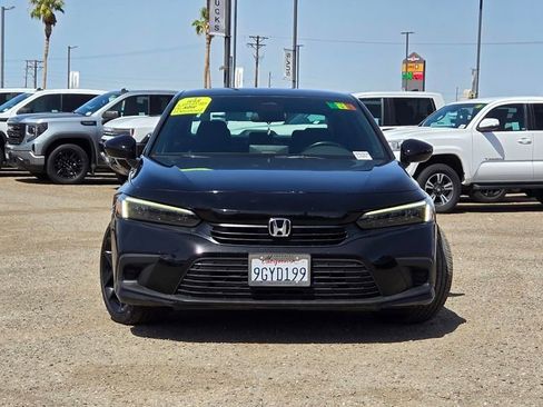Used 2023 Honda Civic Sport image 2