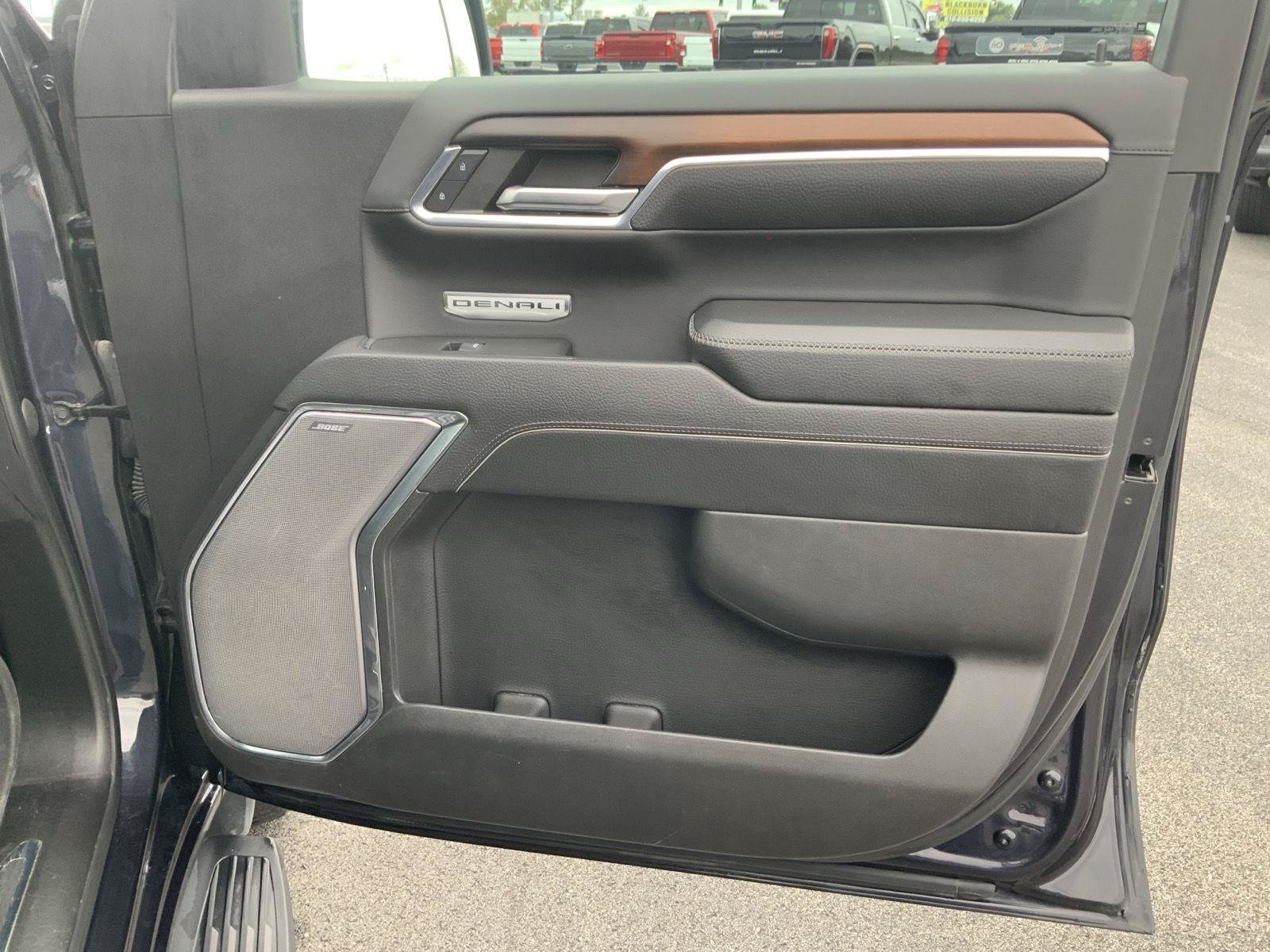 Used 2024 GMC Sierra 1500 Denali AWD/4WD image 54
